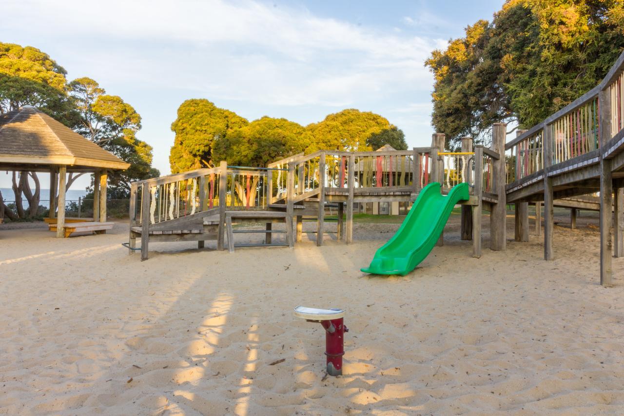 Max'S Beachside Holiday Home Torquay Εξωτερικό φωτογραφία